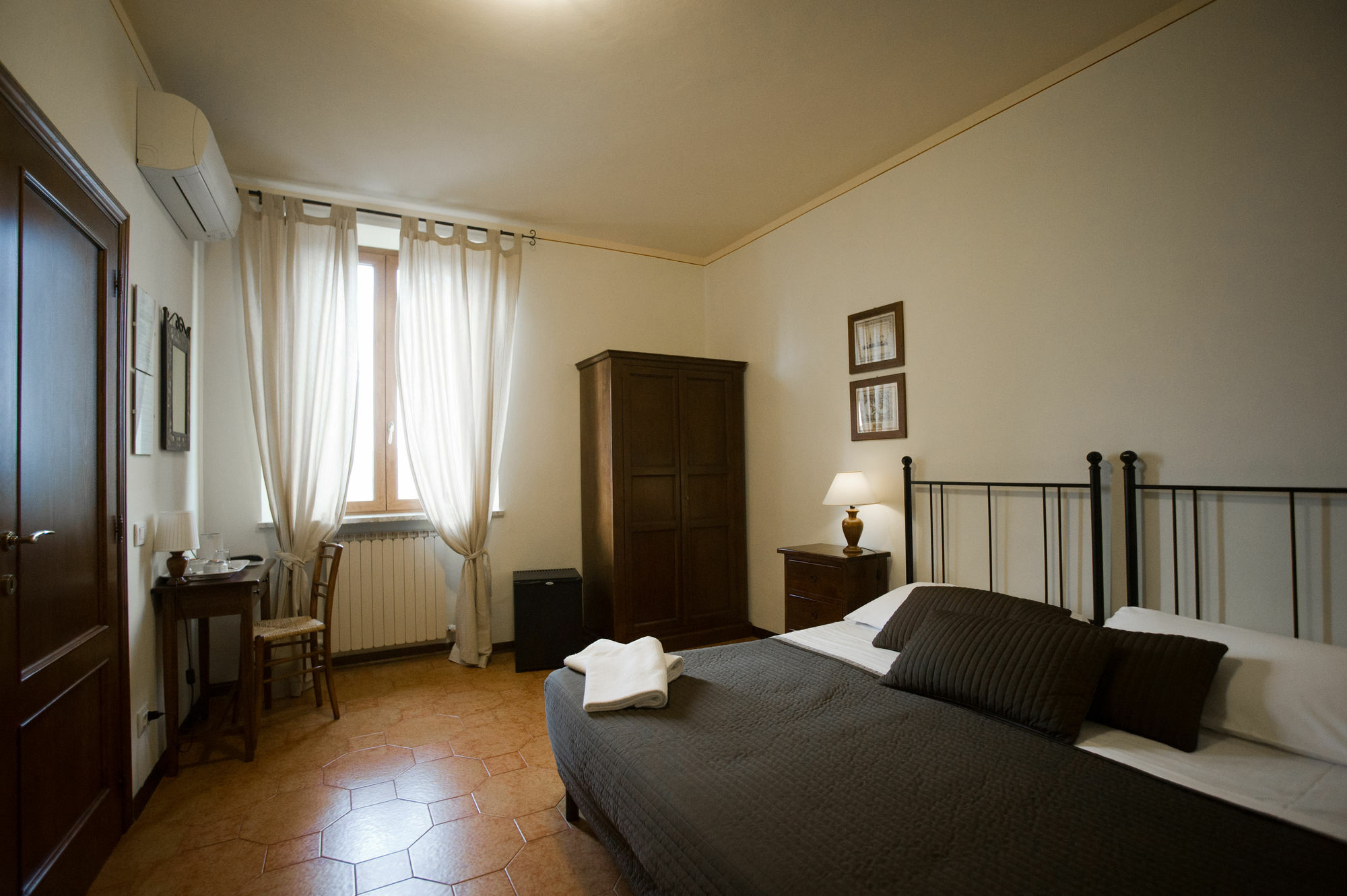 B&B Gli Archi Сиена Экстерьер фото